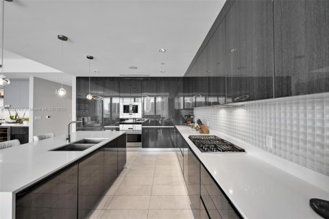 Condo in Aventura, Florida, 4 bedrooms  № 1888761 - photo 21
