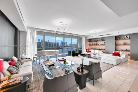 Condo in Aventura, Florida, 4 bedrooms  № 1888761 - photo 13