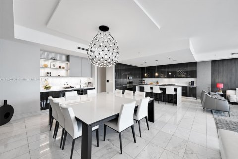 Condo in Aventura, Florida, 4 bedrooms  № 1888761 - photo 27