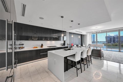 Condo in Aventura, Florida, 4 bedrooms  № 1888761 - photo 22