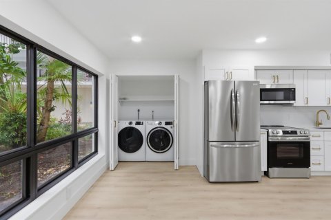 Condo in Jupiter, Florida, 2 bedrooms  № 2379956 - photo 5