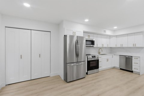 Condo in Jupiter, Florida, 2 bedrooms  № 2379956 - photo 4