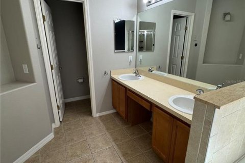 Casa en alquiler en Kissimmee, Florida, 3 dormitorios, 189.43 m2 № 2380840 - foto 11