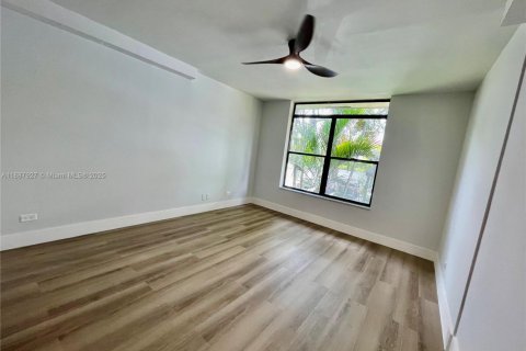 Copropriété à louer à Lauderhill, Floride: 1 chambre, 74.32 m2 № 1941804 - photo 7