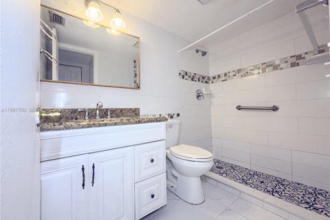 Condominio en alquiler en Margate, Florida, 2 dormitorios, 89.19 m2 № 2259814 - foto 7