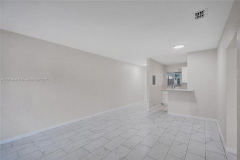 Appartement à louer à Miami Beach, Floride: 2 chambres, 92.9 m2 № 1946799 - photo 22