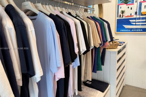 Купить коммерческую недвижимость в Майами, Флорида № 2045838 - фото 23