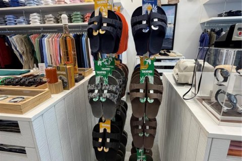 Купить коммерческую недвижимость в Майами, Флорида № 2045838 - фото 15