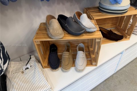 Купить коммерческую недвижимость в Майами, Флорида № 2045838 - фото 21