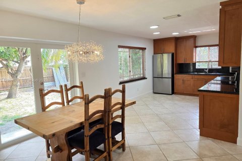 Снять в аренду виллу или дом в Майами, Флорида 3 спальни, 109.25м2, № 2006025 - фото 7