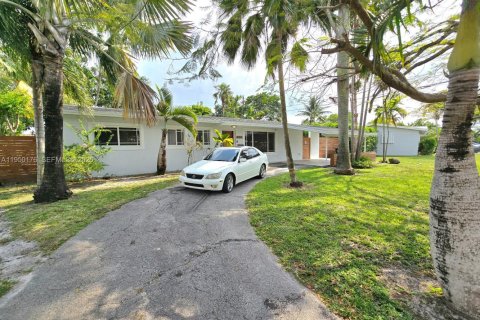 Снять в аренду виллу или дом в Майами, Флорида 3 спальни, 109.25м2, № 2006025 - фото 4