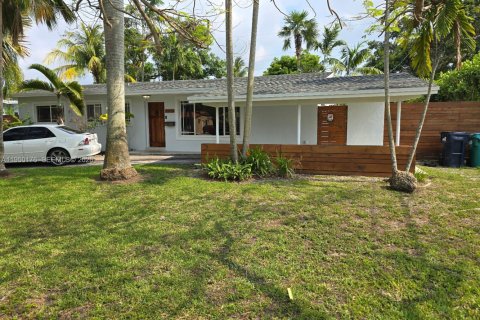 Дом в Майами, Флорида 3 спальни, 109.25м2 № 2006025