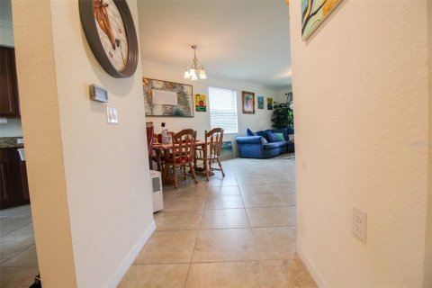 Condo in Bradenton, Florida, 3 bedrooms in LAKEWOOD NATIONAL  № 214312 - photo 16