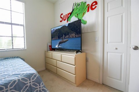 Condo in Bradenton, Florida, 3 bedrooms in LAKEWOOD NATIONAL  № 214312 - photo 29