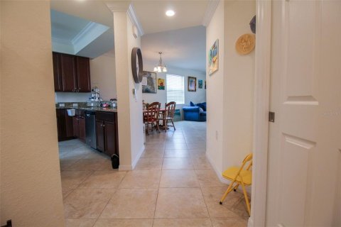 Condo in Bradenton, Florida, 3 bedrooms in LAKEWOOD NATIONAL  № 214312 - photo 9
