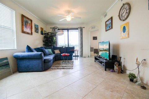 Condo in Bradenton, Florida, 3 bedrooms in LAKEWOOD NATIONAL  № 214312 - photo 21