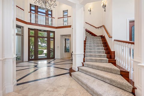 House in Palm Beach Gardens, Florida 5 bedrooms, 684.6 sq.m. № 2081939 - photo 15