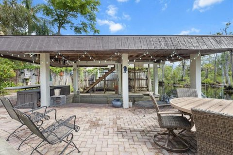 Casa en venta en Crystal River, Florida, 3 dormitorios, 148.09 m2 № 1630988 - foto 5