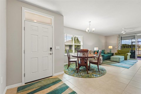 House in Port Charlotte, Florida 2 bedrooms, 140.84 sq.m. № 1527651 - photo 8