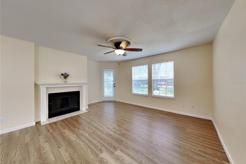 Apartamento en alquiler en Orlando, Florida, 2 dormitorios, 89.28 m2 № 1873863 - foto 3