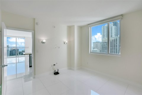 Condominio en alquiler en Miami, Florida, 2 dormitorios, 106.47 m2 № 1895277 - foto 10