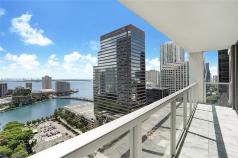Condominio en alquiler en Miami, Florida, 2 dormitorios, 106.47 m2 № 1895277 - foto 3