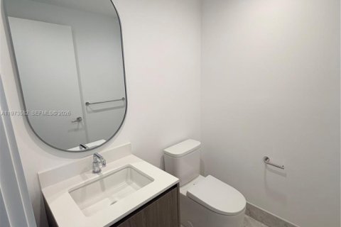 Condominio en venta en Bay Harbor Islands, Florida, 2 dormitorios, 139.63 m2 № 2034083 - foto 13