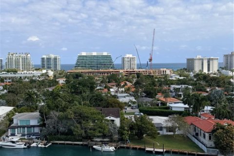 Condominio en venta en Bay Harbor Islands, Florida, 2 dormitorios, 139.63 m2 № 2034083 - foto 5