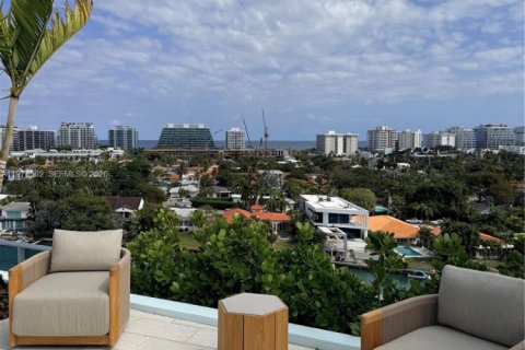 Condominio en venta en Bay Harbor Islands, Florida, 2 dormitorios, 139.63 m2 № 2034083 - foto 27