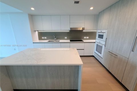 Condominio en venta en Bay Harbor Islands, Florida, 2 dormitorios, 139.63 m2 № 2034083 - foto 10