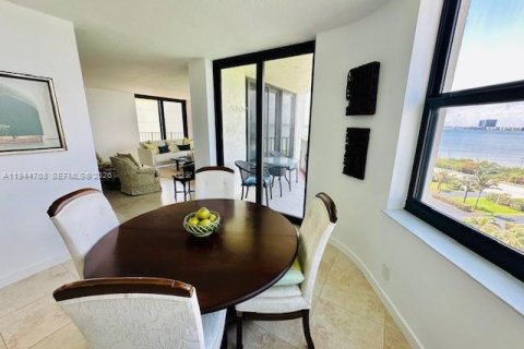 Copropriété à louer à Riviera Beach, Floride: 2 chambres, 135.36 m2 № 2001355 - photo 11