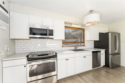 Casa en venta en Ocala, Florida, 3 dormitorios, 110.74 m2 № 1900407 - foto 19