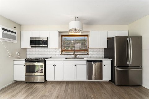 Casa en venta en Ocala, Florida, 3 dormitorios, 110.74 m2 № 1900407 - foto 20
