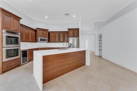 Купить виллу или дом в Уэстон, Флорида 4 спальни, 246.38м2, № 1947595 - фото 3