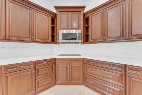 Купить виллу или дом в Уэстон, Флорида 4 спальни, 246.38м2, № 1947595 - фото 5