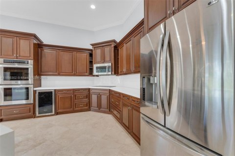 Купить виллу или дом в Уэстон, Флорида 4 спальни, 246.38м2, № 1947595 - фото 30