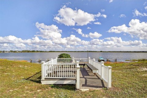 Condo in Winter Haven, Florida, 2 bedrooms № 2096569 - photo 30