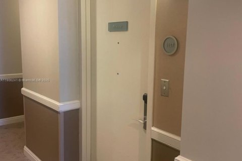 Copropriété à vendre à Sunny Isles Beach, Floride: 61.69 m2 № 2013563 - photo 6