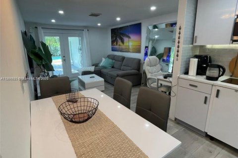 Apartamento en alquiler en Plantation, Florida, 1 dormitorio, 92.9 m2 № 1979283 - foto 7