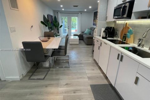 Apartamento en alquiler en Plantation, Florida, 1 dormitorio, 92.9 m2 № 1979283 - foto 9