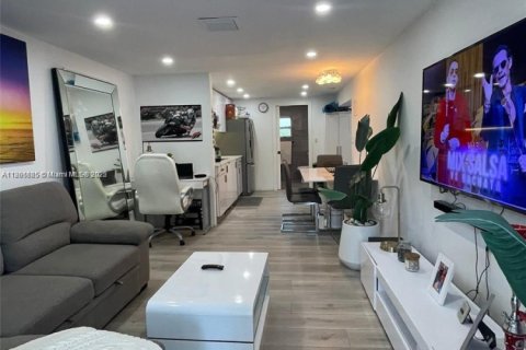 Apartamento en alquiler en Plantation, Florida, 1 dormitorio, 92.9 m2 № 1979283 - foto 10