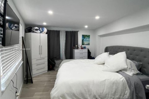 Apartamento en alquiler en Plantation, Florida, 1 dormitorio, 92.9 m2 № 1979283 - foto 4