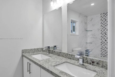 House in Davie, Florida 4 bedrooms, 149.94 sq.m. № 1872169 - photo 9