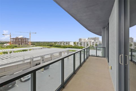 Снять в аренду квартиру в Халландейл-Бич, Флорида 2 спальни, 120.49м2, № 1969642 - фото 8