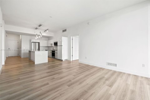 Снять в аренду квартиру в Халландейл-Бич, Флорида 2 спальни, 120.49м2, № 1969642 - фото 11