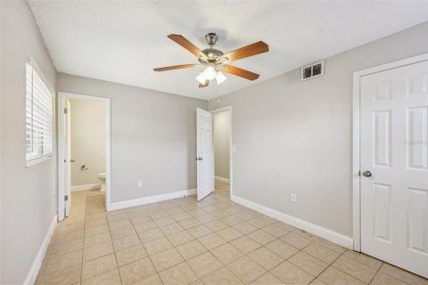 Villa ou maison à vendre à Orlando, Floride: 3 chambres, 127.09 m2 № 1827792 - photo 18