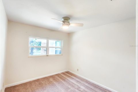 House in Gainesville, Florida 4 bedrooms, 175.86 sq.m. № 1808747 - photo 30