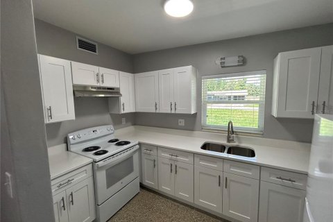 Villa ou maison à louer à Clermont, Floride: 3 chambres, 124.86 m2 № 1838909 - photo 11
