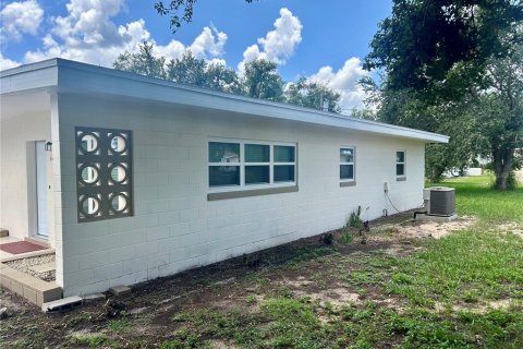 Villa ou maison à louer à Clermont, Floride: 3 chambres, 124.86 m2 № 1838909 - photo 3