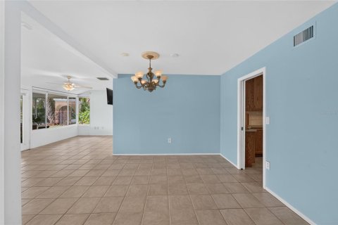 Villa ou maison à vendre à Sun City Center, Floride: 3 chambres, 154.78 m2 № 2388791 - photo 17